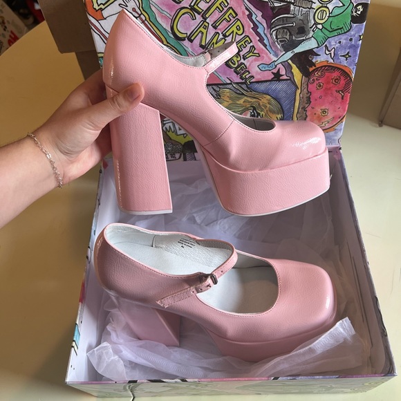 JEFFREY CAMPBELL PLATFORM HEELS - Picture 6 of 10